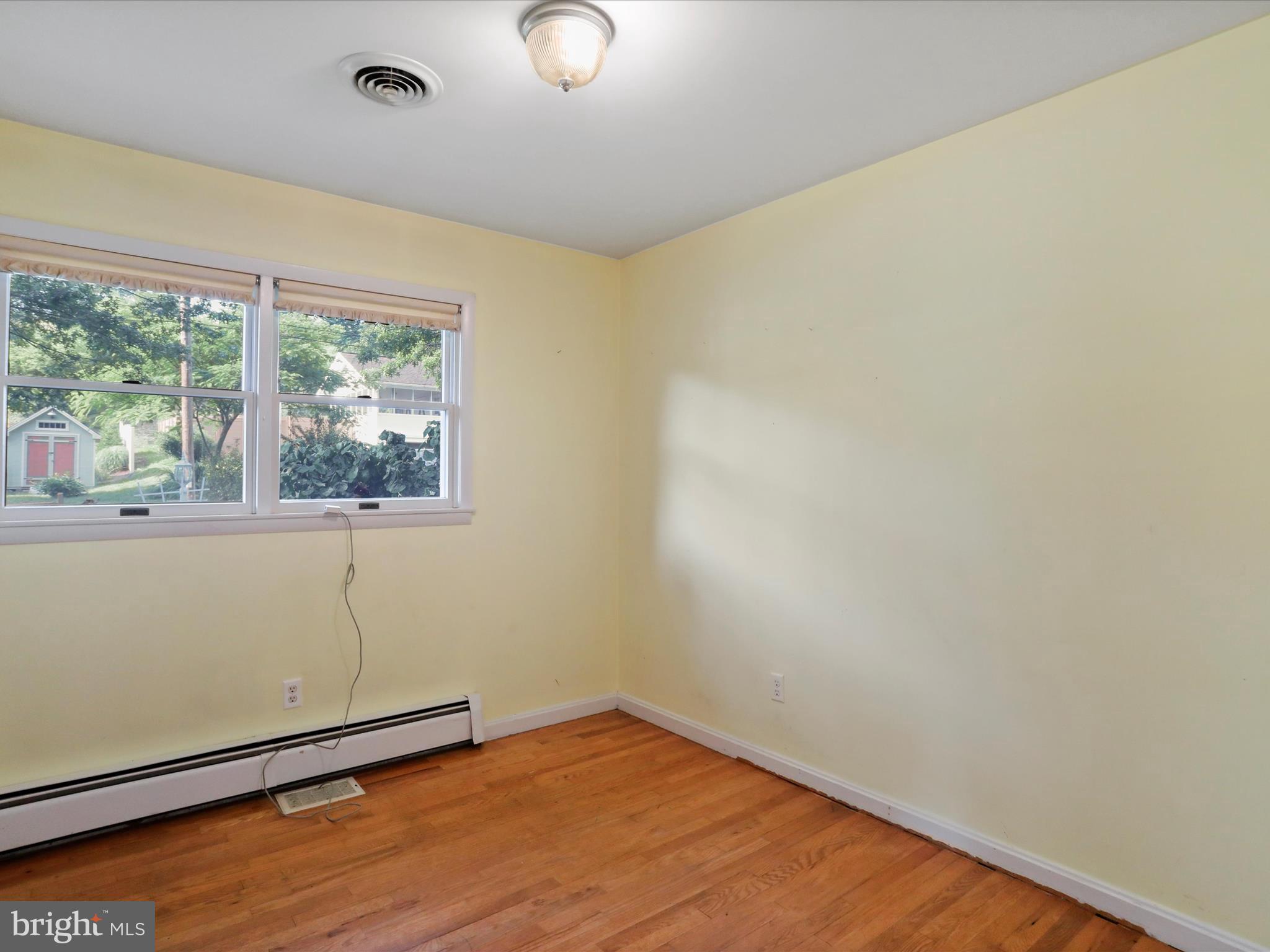 WEST END - Residential