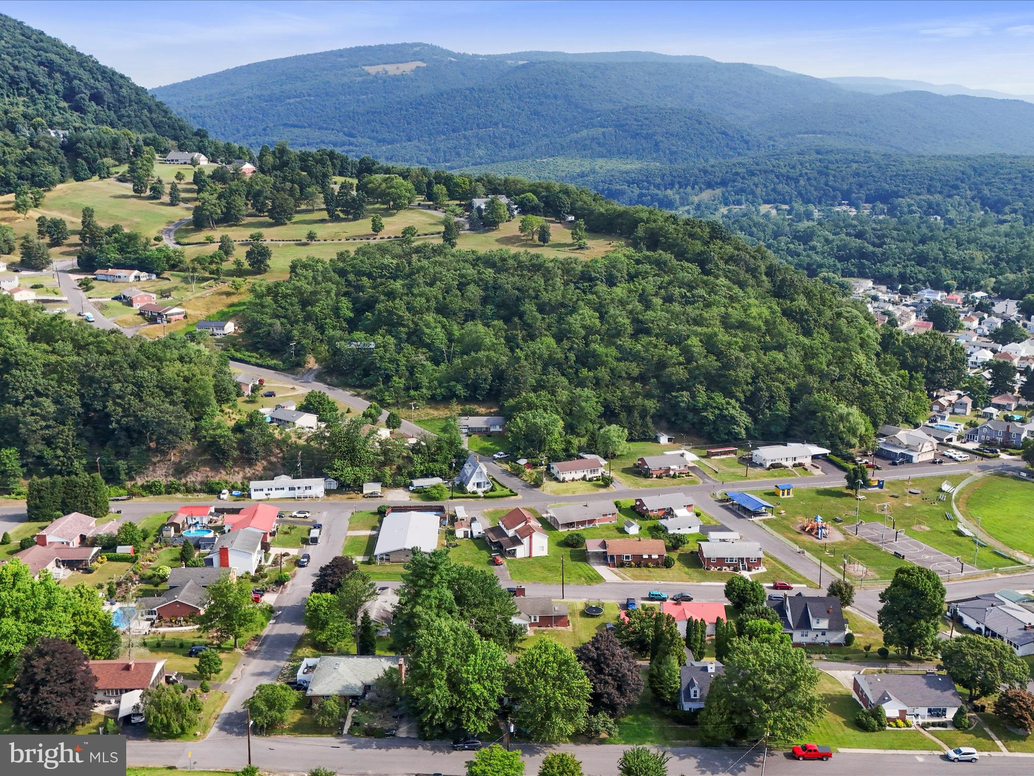 WEST END - Residential