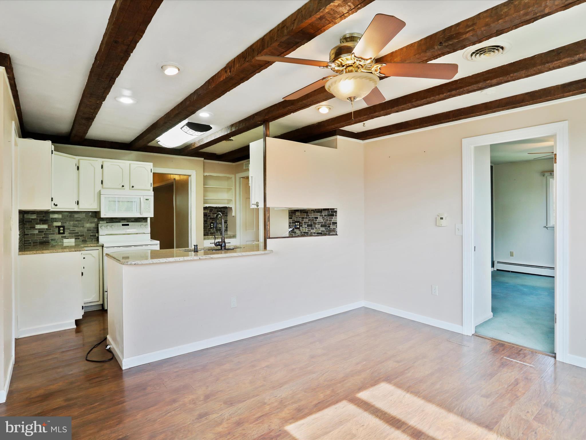 WEST END - Residential