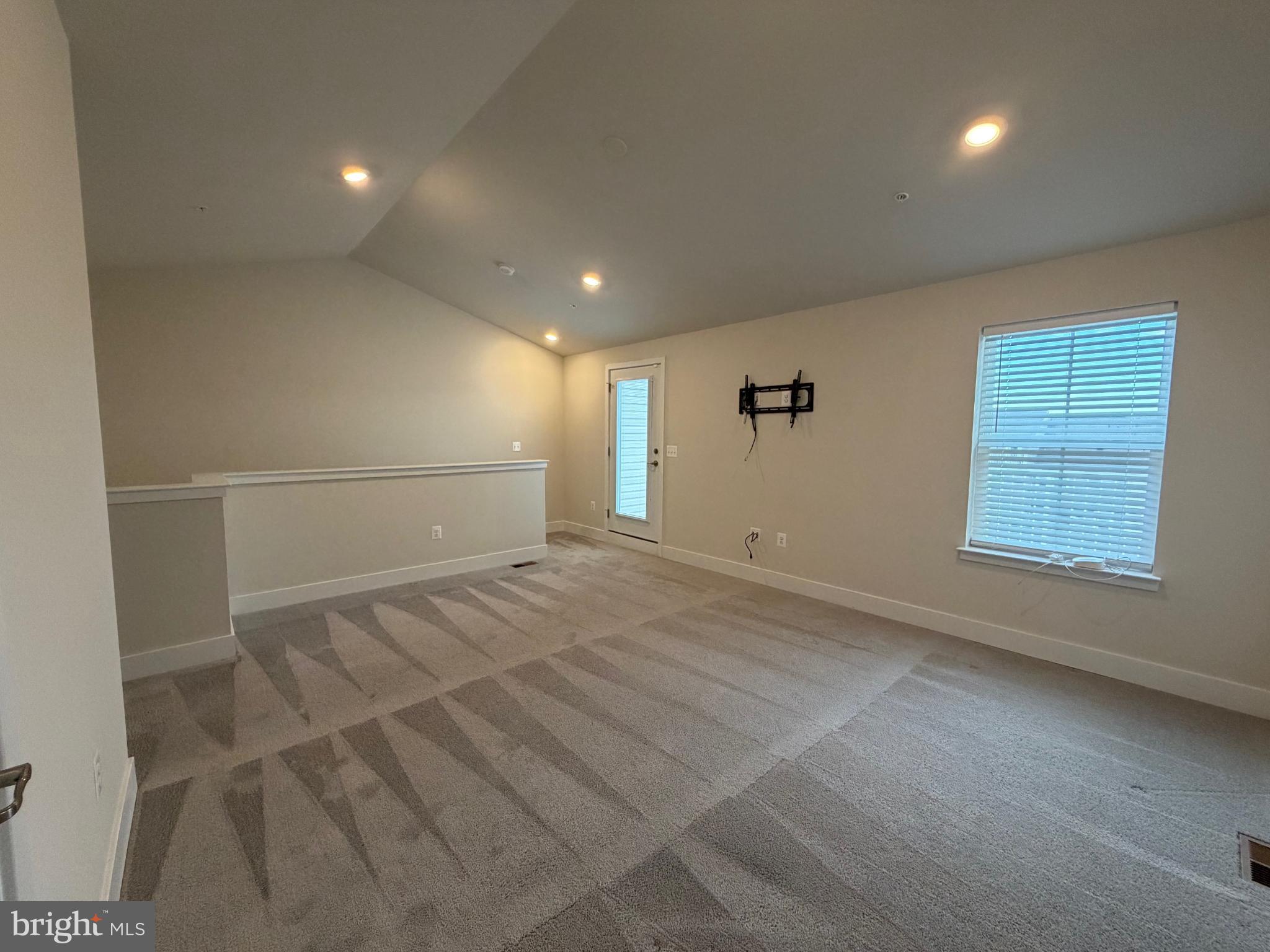 STONEHAVEN - Residential