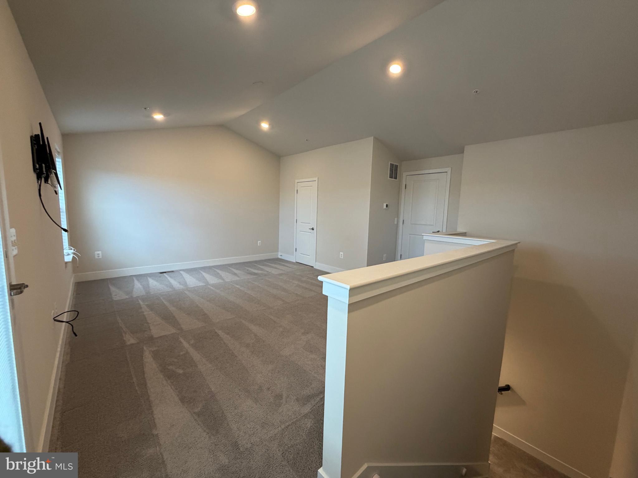 STONEHAVEN - Residential