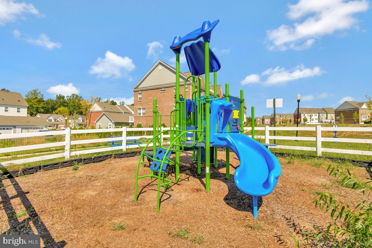 STONEHAVEN - Residential