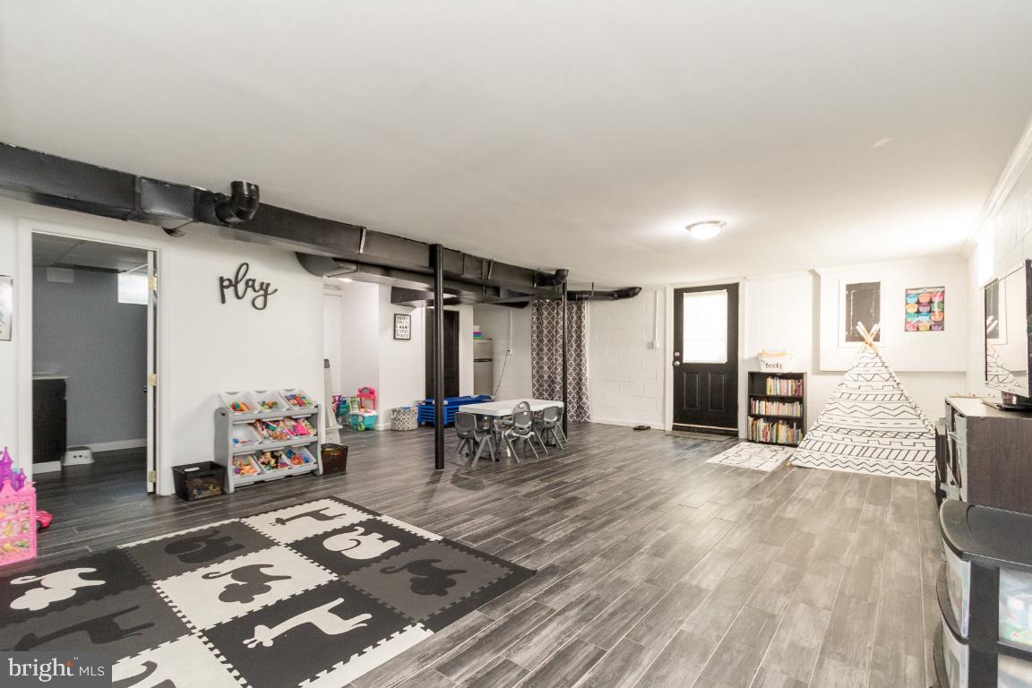 REVA PARK - Residential