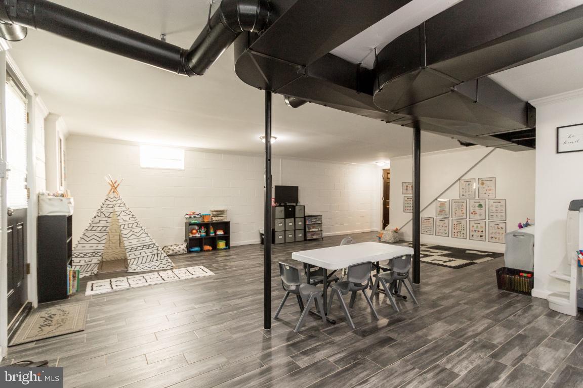 REVA PARK - Residential