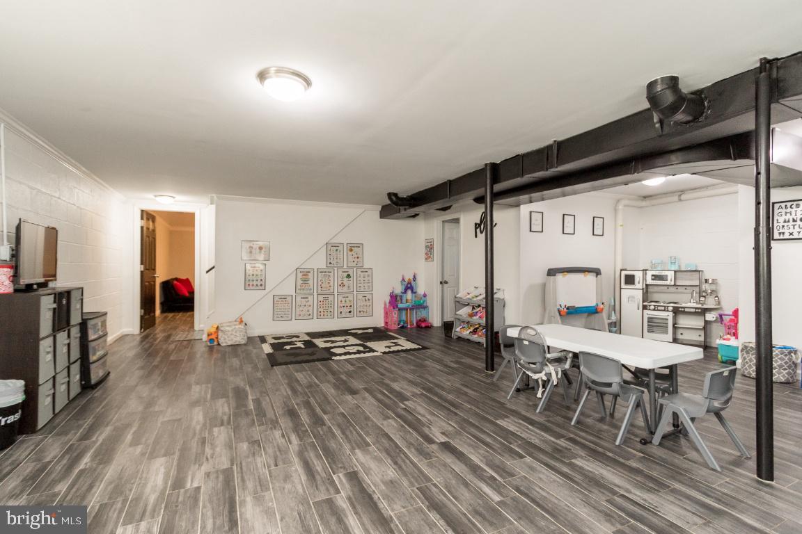 REVA PARK - Residential