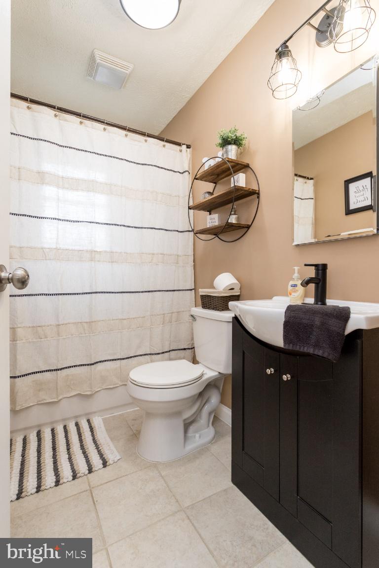 REVA PARK - Residential