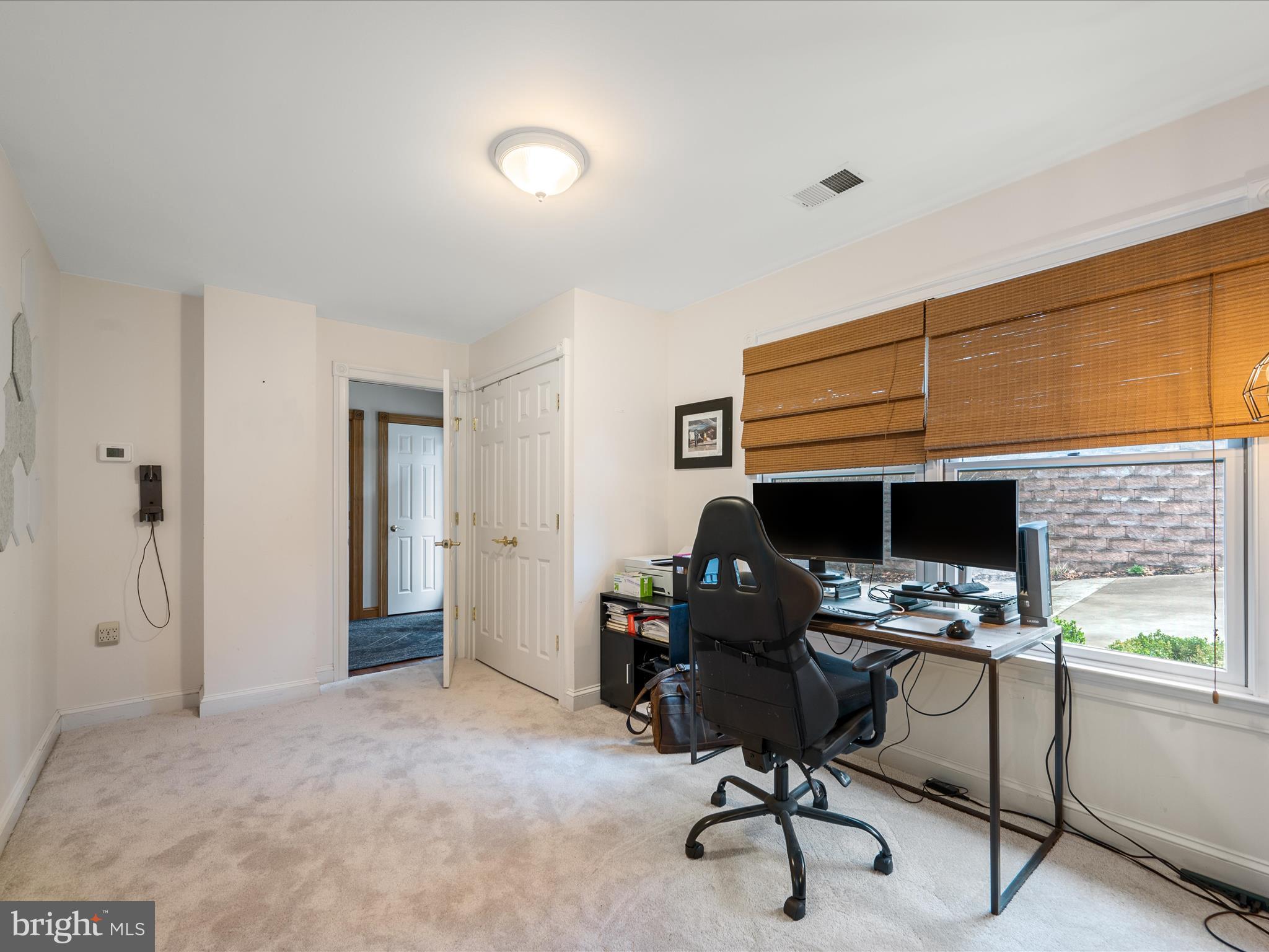 LAKE HOLIDAY ESTATES - Residential