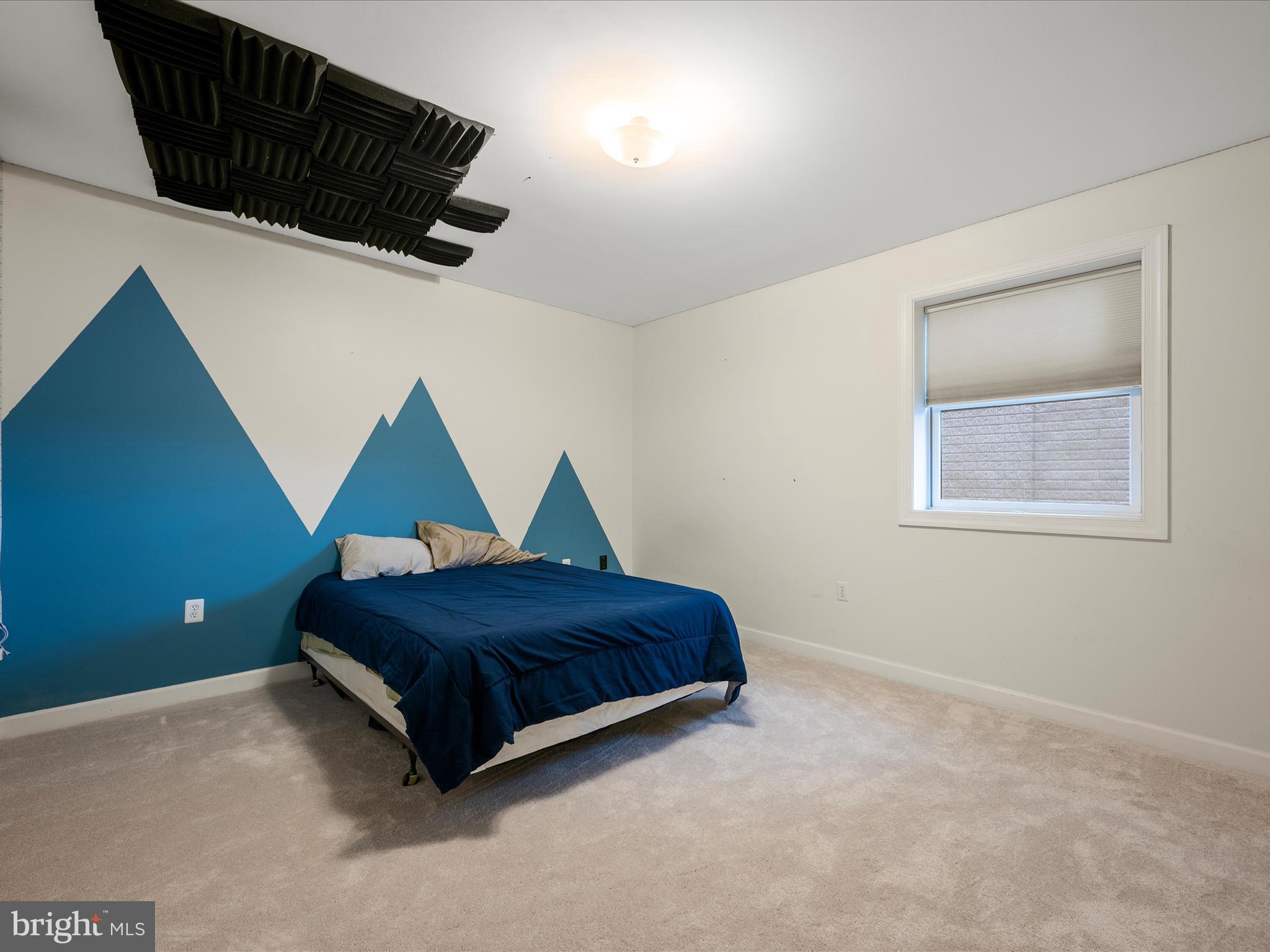 LAKE HOLIDAY ESTATES - Residential