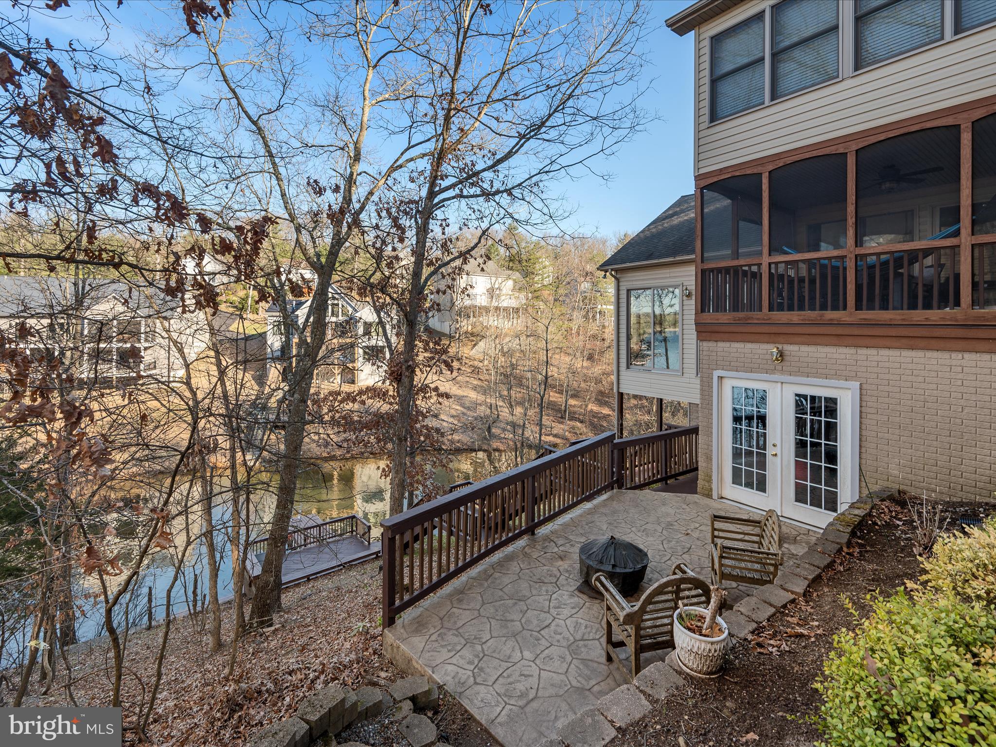 LAKE HOLIDAY ESTATES - Residential