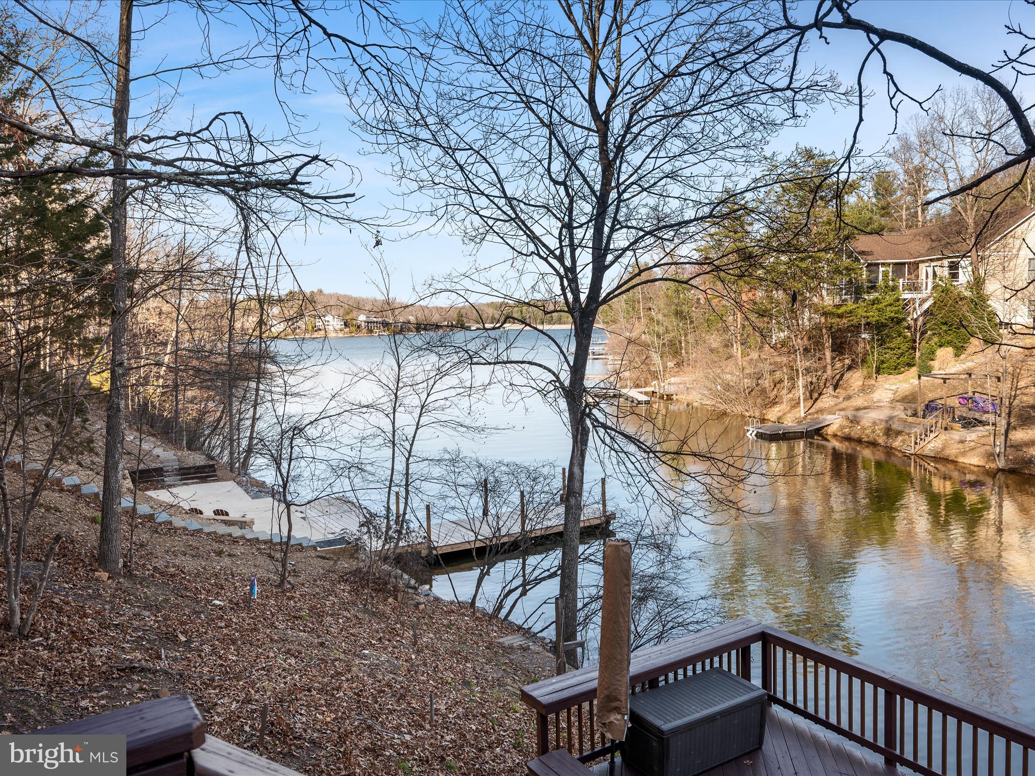 LAKE HOLIDAY ESTATES - Residential