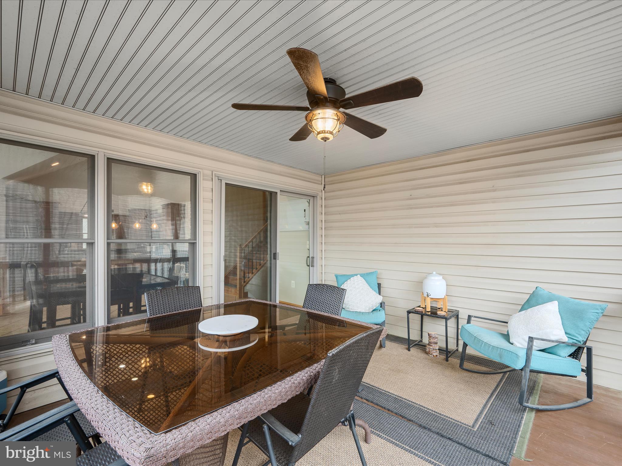 LAKE HOLIDAY ESTATES - Residential