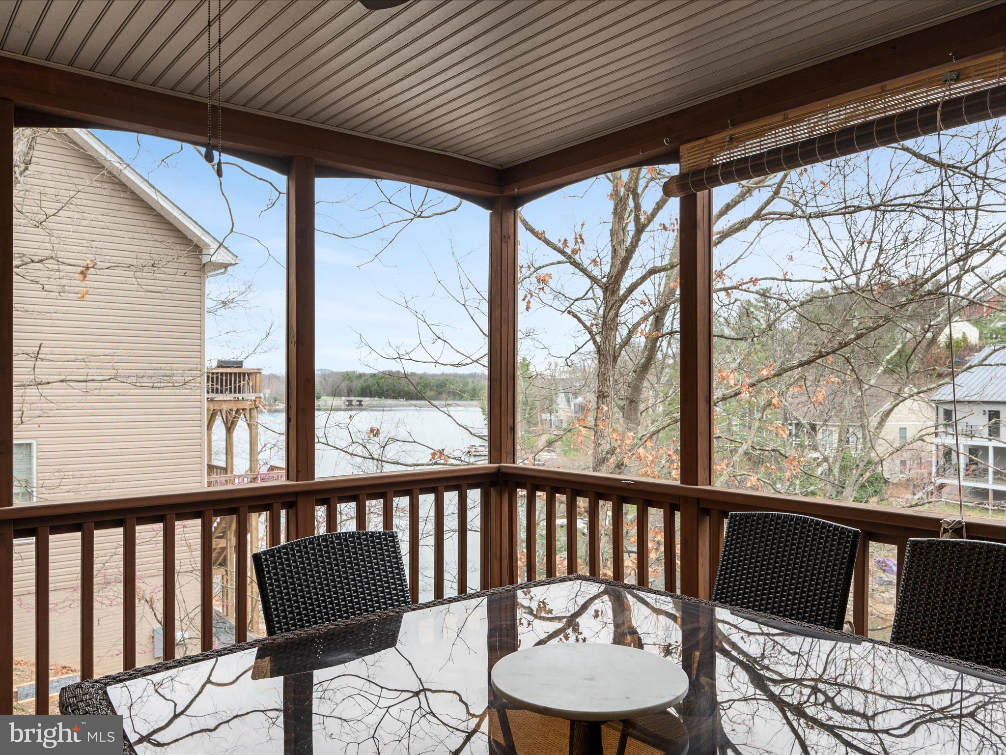 LAKE HOLIDAY ESTATES - Residential