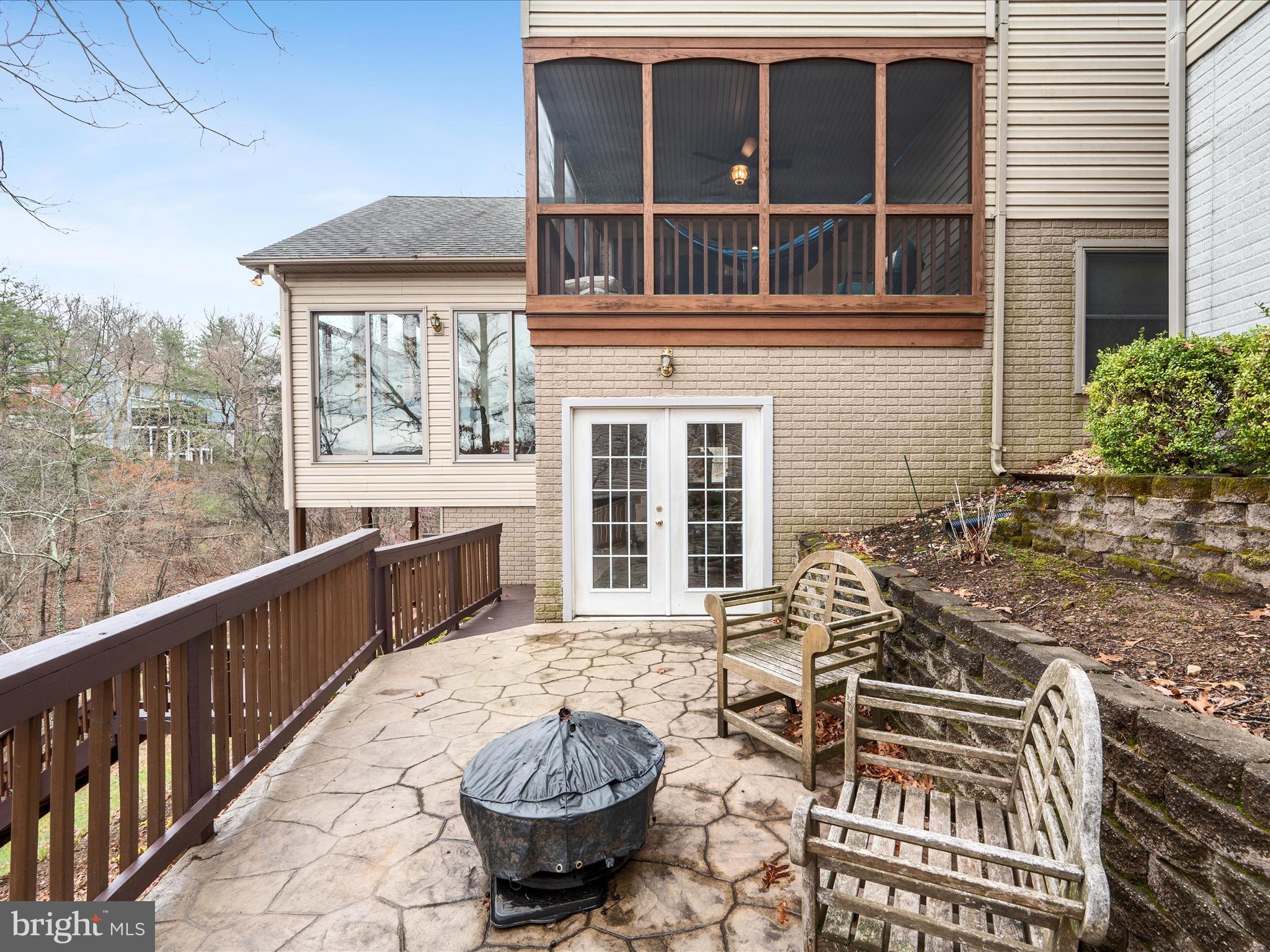 LAKE HOLIDAY ESTATES - Residential