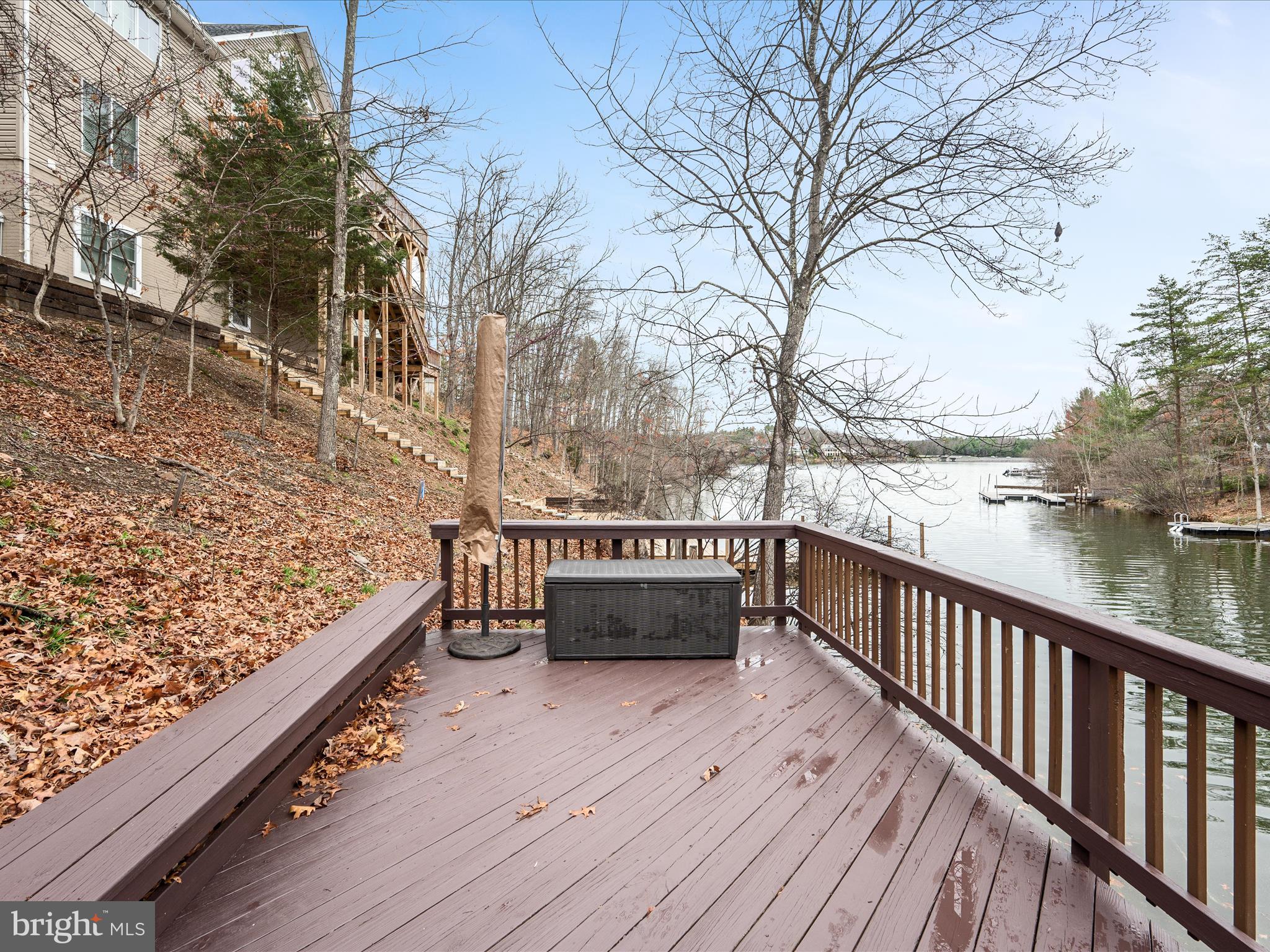 LAKE HOLIDAY ESTATES - Residential