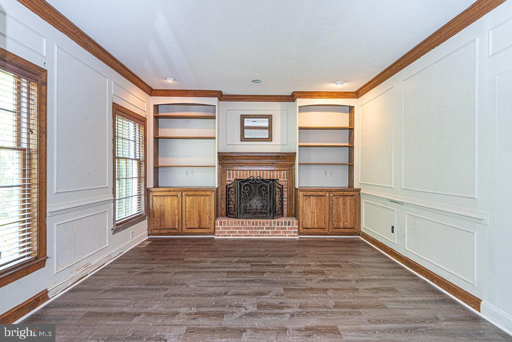 FOX CHAPEL - Residential