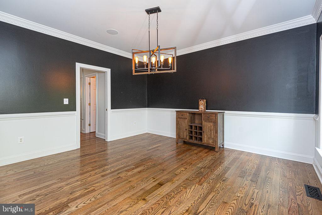 FOX CHAPEL - Residential