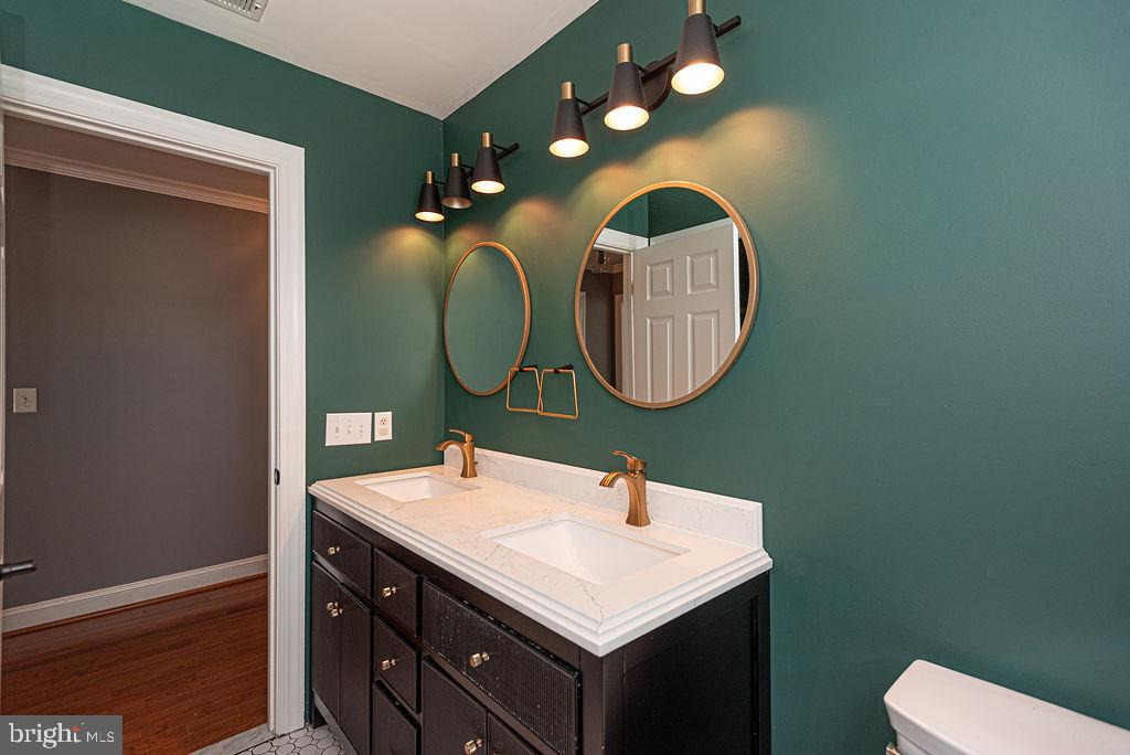 FOX CHAPEL - Residential