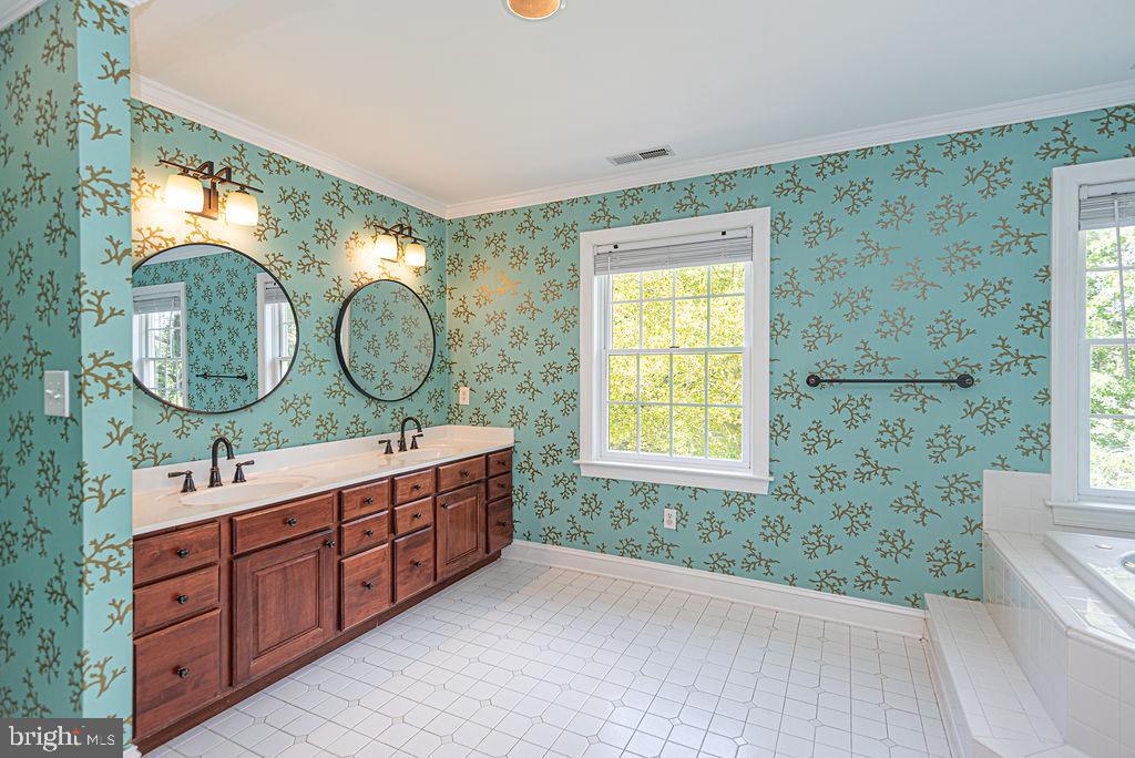 FOX CHAPEL - Residential