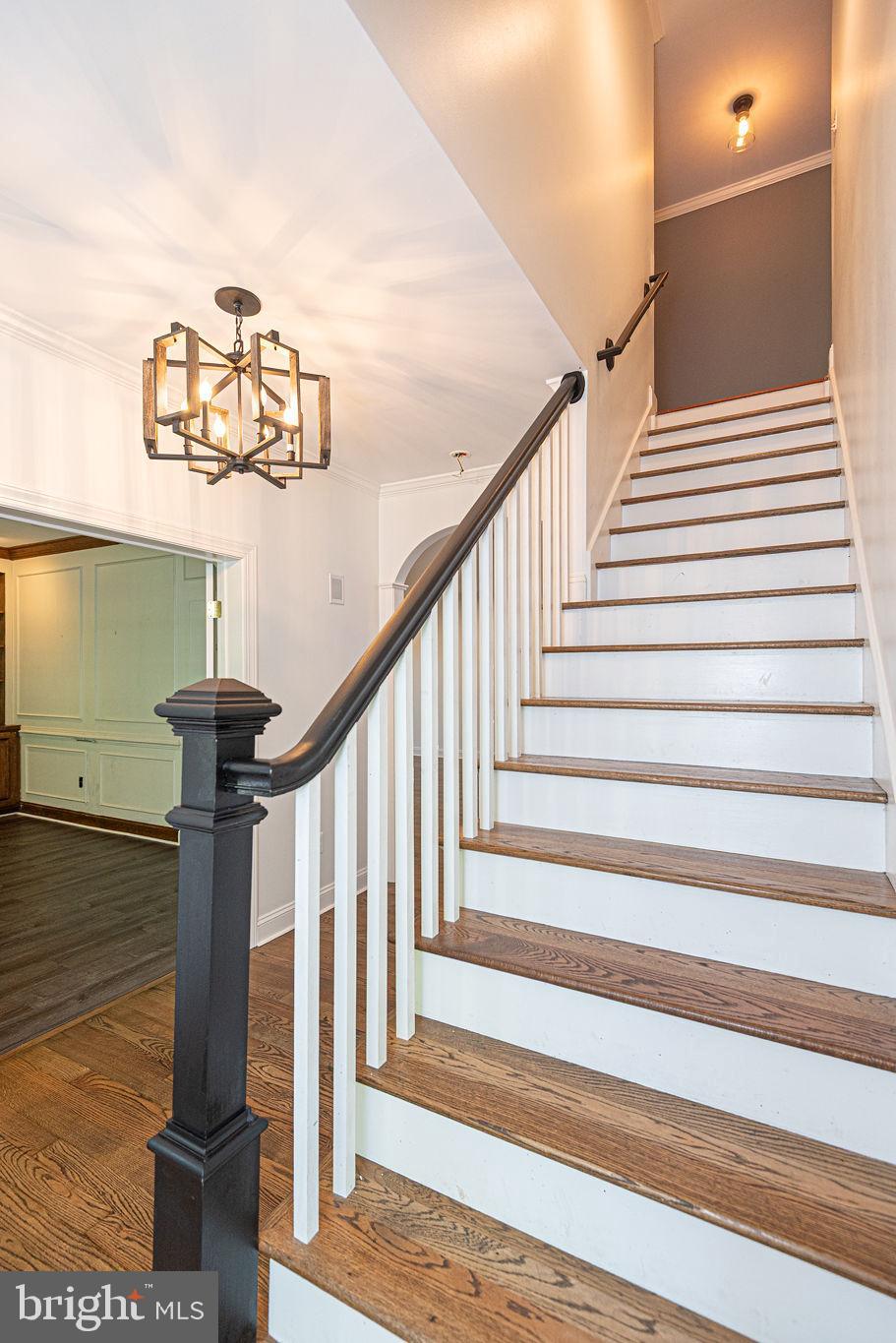 FOX CHAPEL - Residential