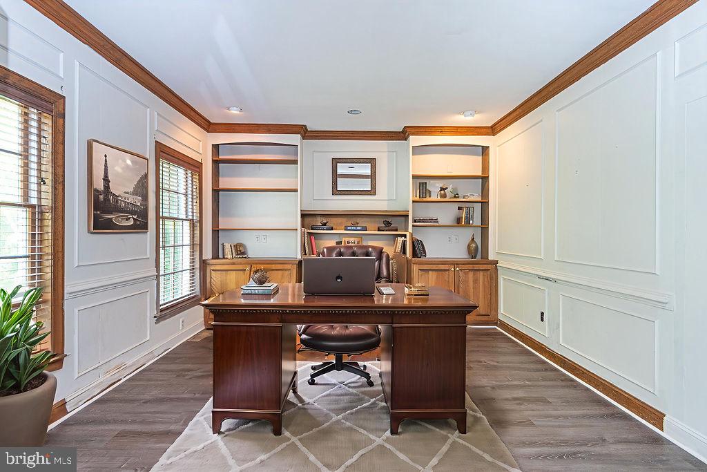 FOX CHAPEL - Residential