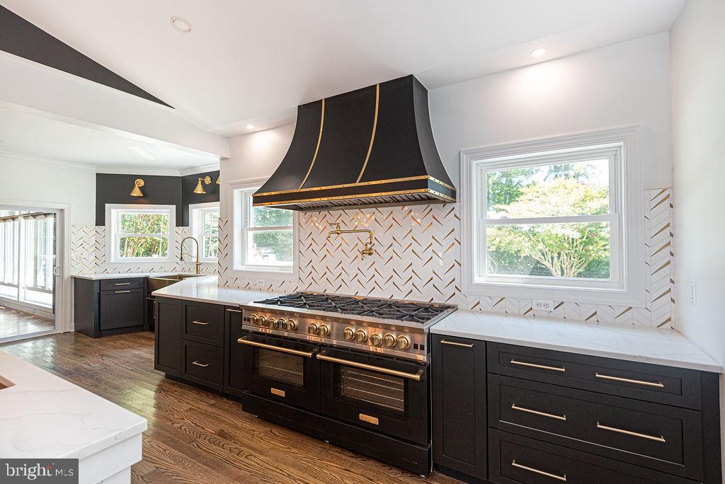 FOX CHAPEL - Residential