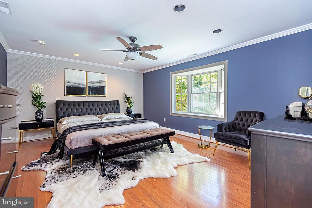 FOX CHAPEL - Residential