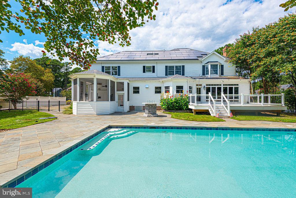 FOX CHAPEL - Residential