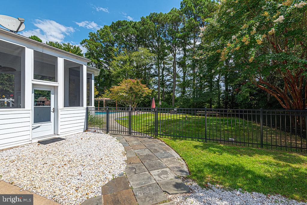 FOX CHAPEL - Residential