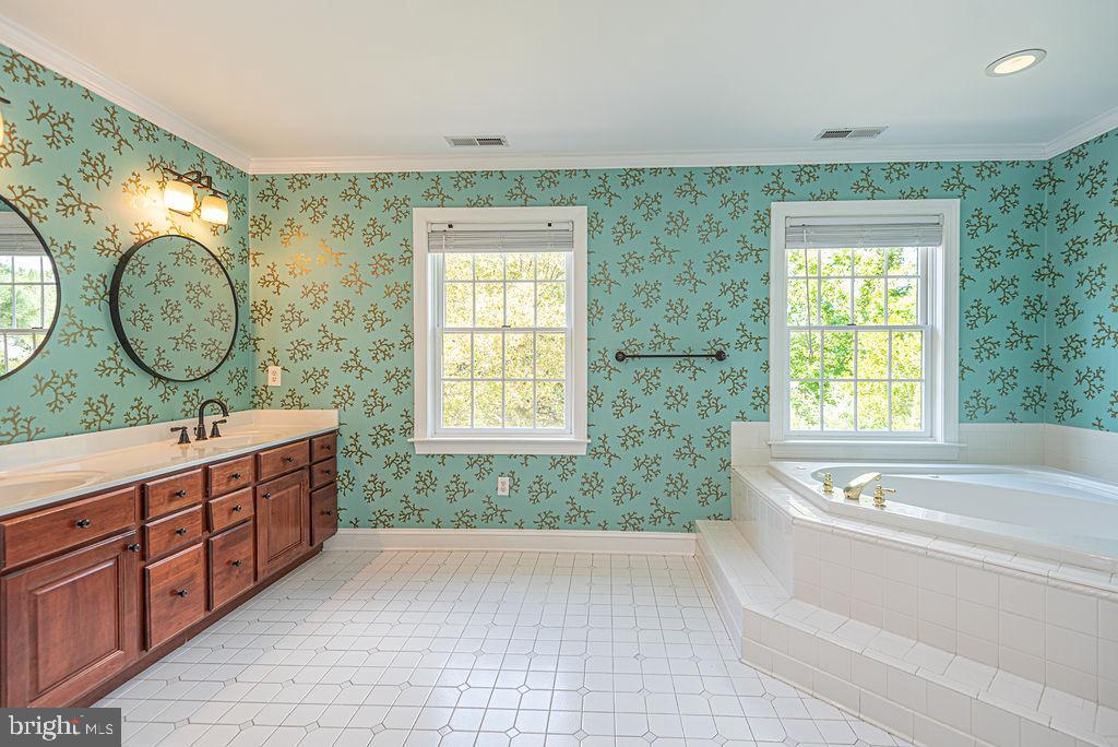 FOX CHAPEL - Residential