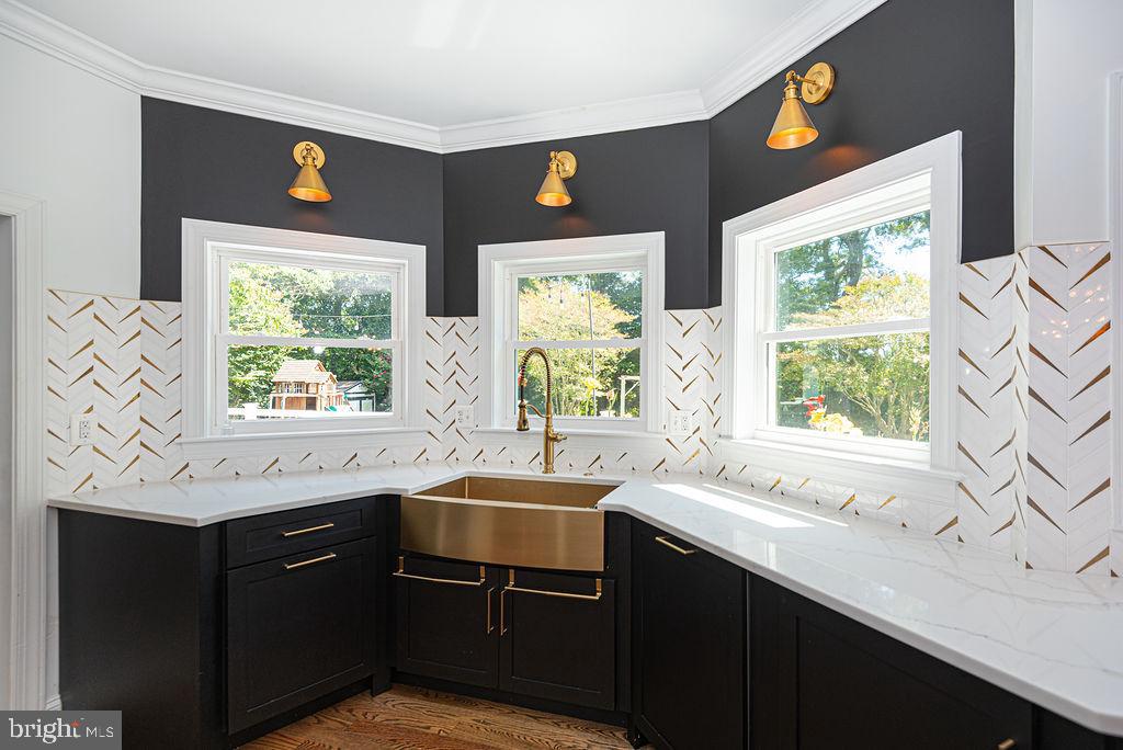 FOX CHAPEL - Residential