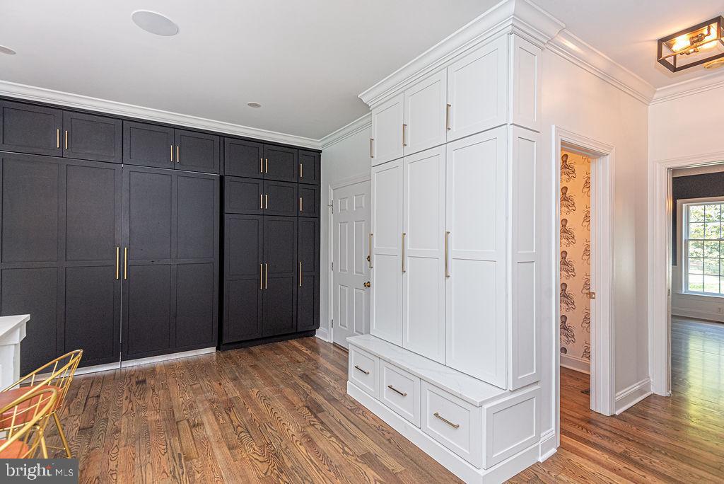 FOX CHAPEL - Residential