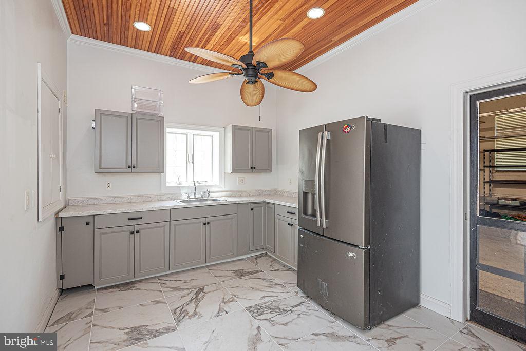 FOX CHAPEL - Residential