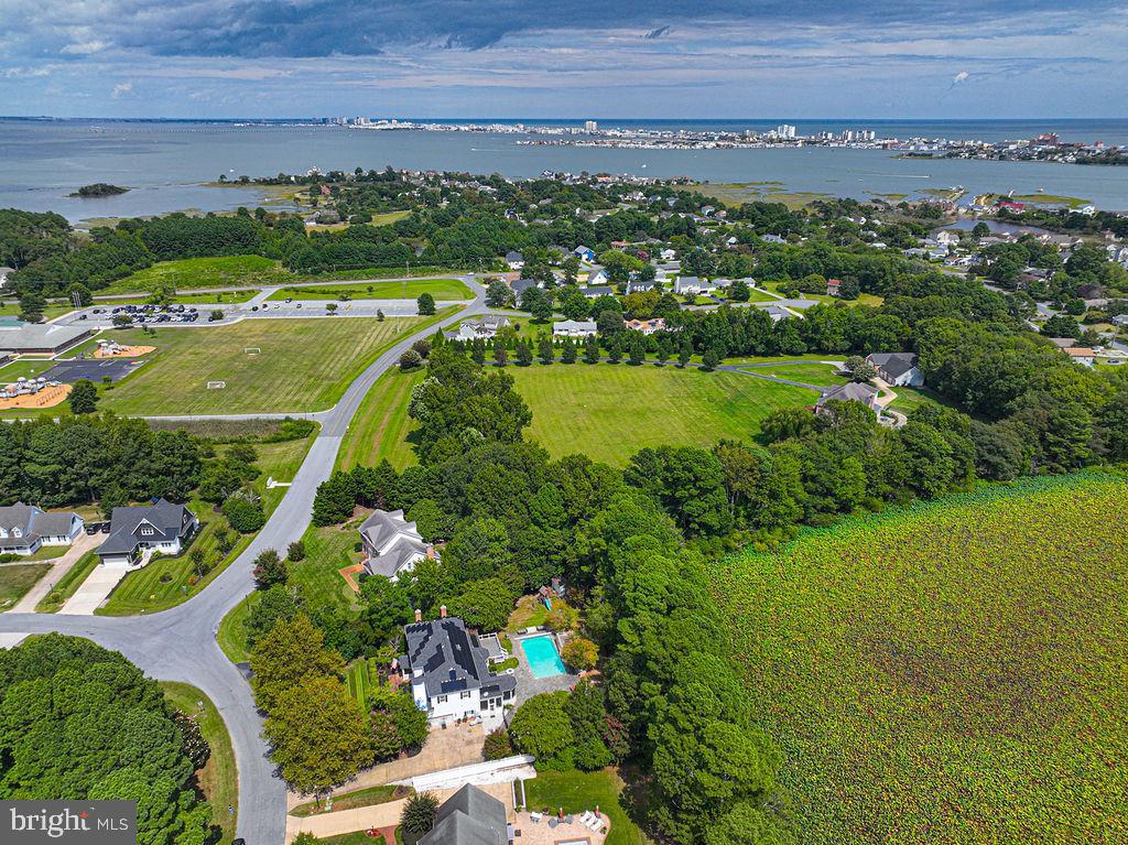 FOX CHAPEL - Residential