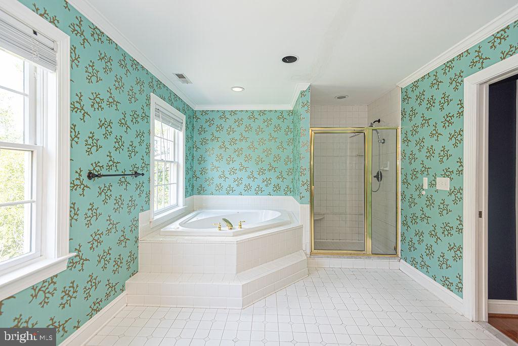 FOX CHAPEL - Residential