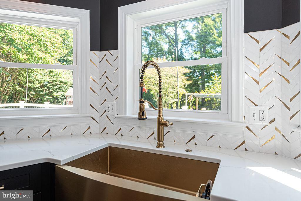 FOX CHAPEL - Residential