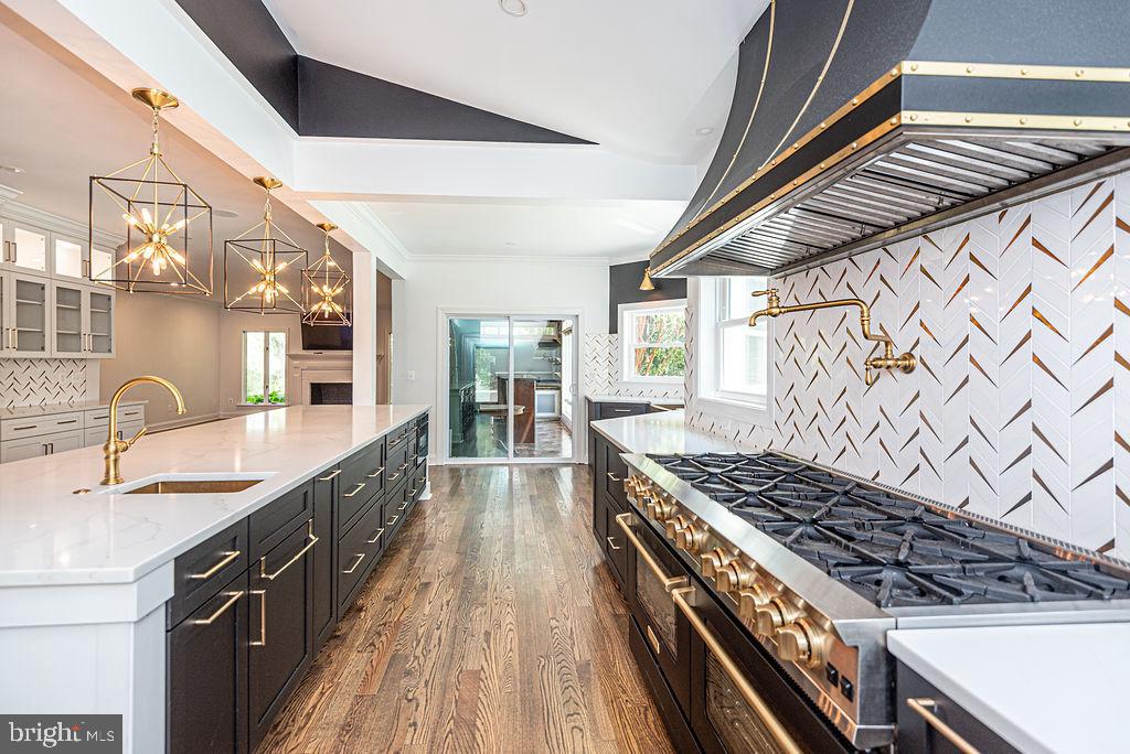 FOX CHAPEL - Residential