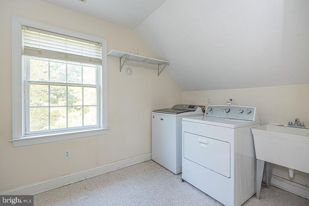 FOX CHAPEL - Residential