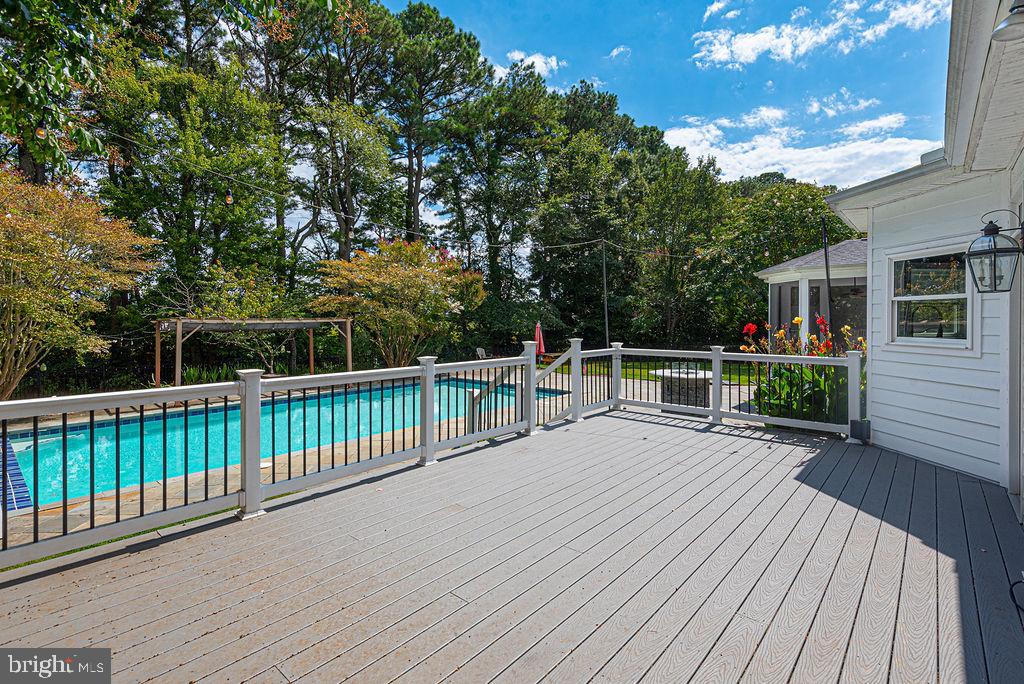 FOX CHAPEL - Residential