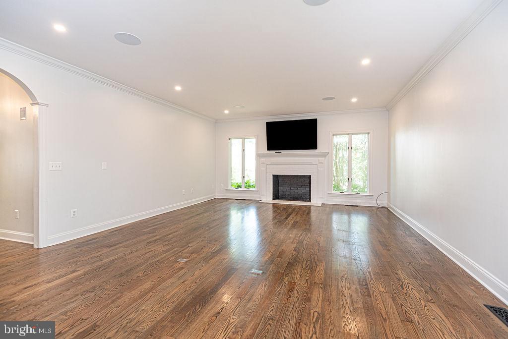 FOX CHAPEL - Residential