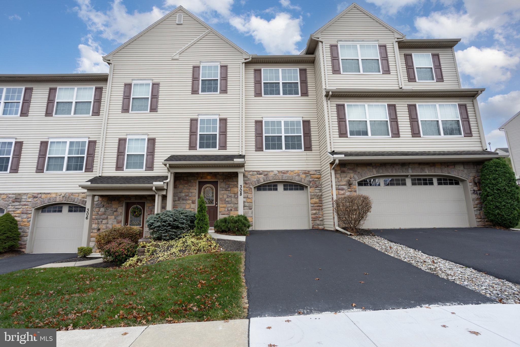 WEATHERSTONE - Residential