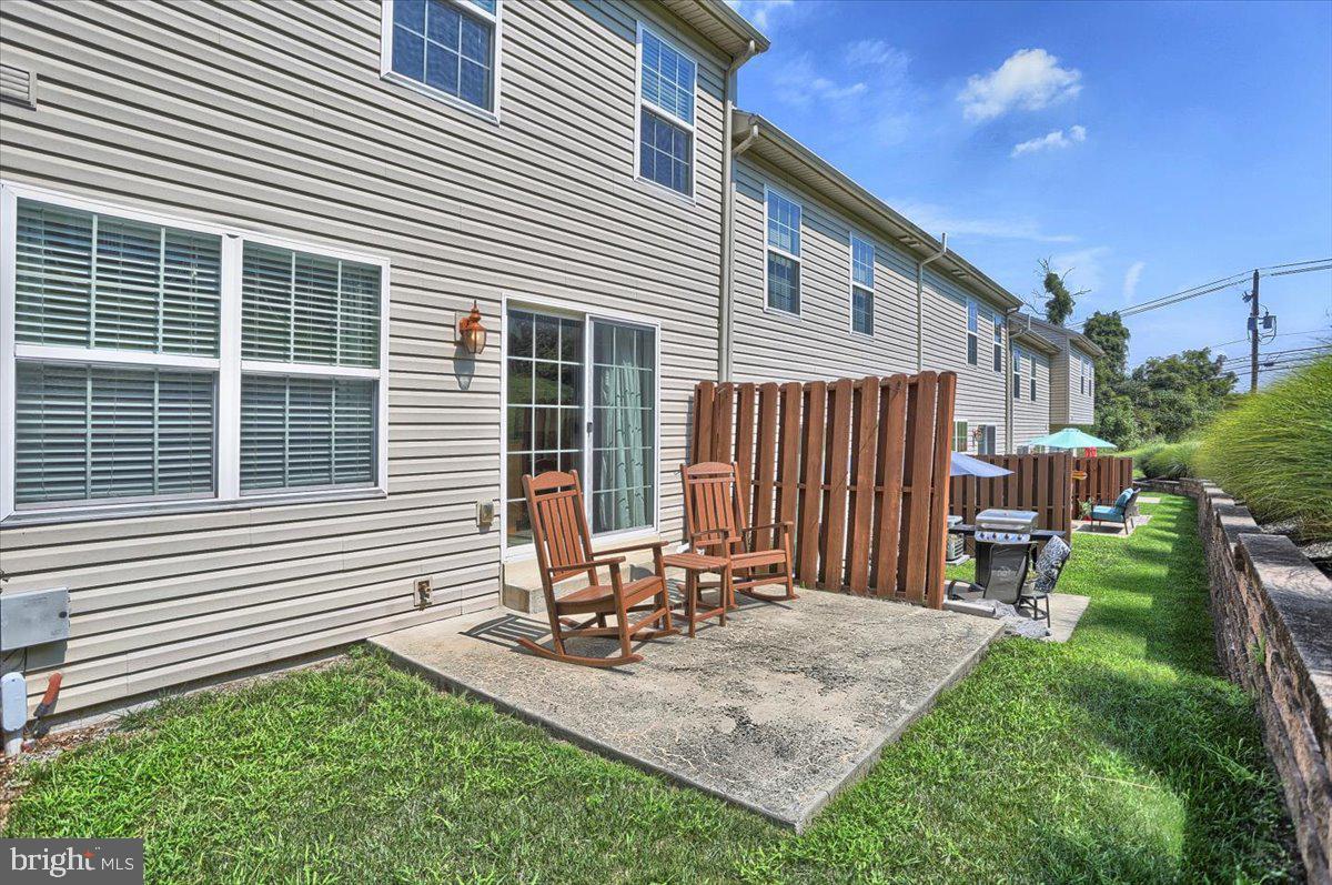 WEATHERSTONE - Residential