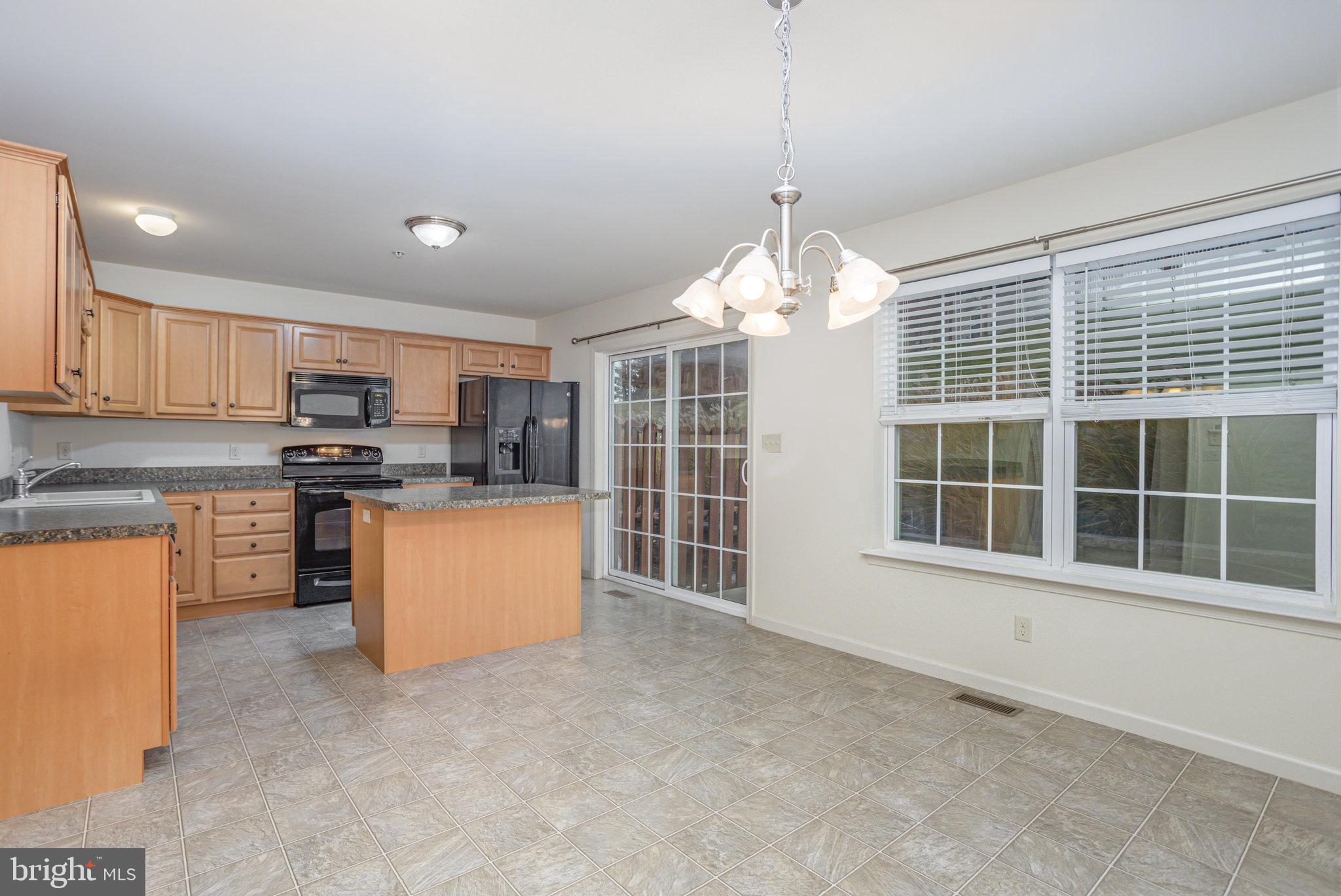 WEATHERSTONE - Residential