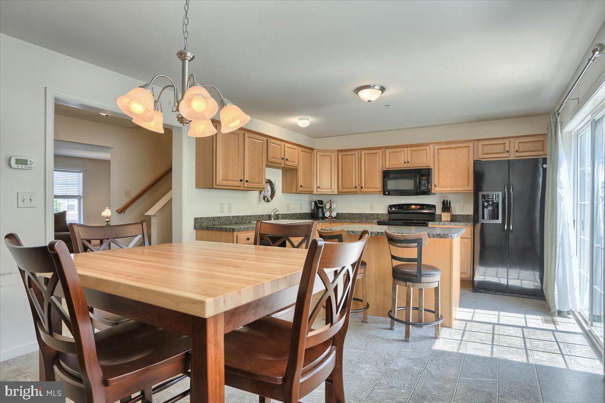 WEATHERSTONE - Residential