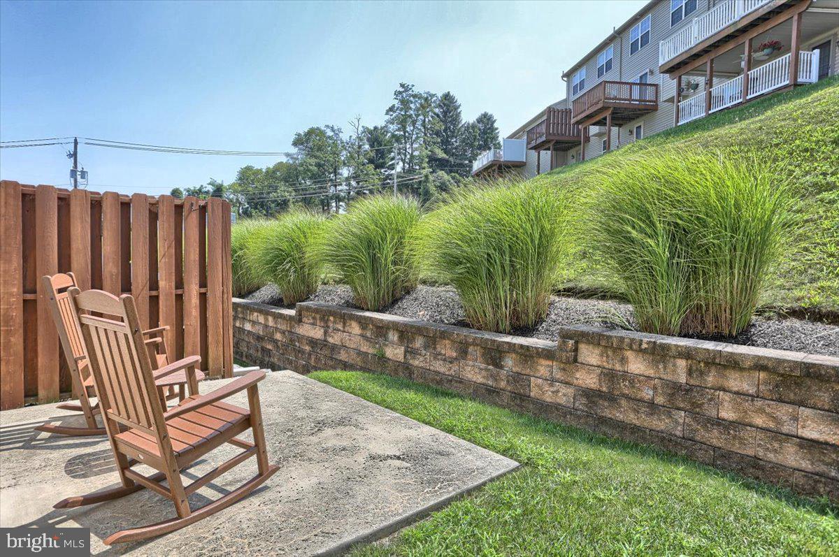 WEATHERSTONE - Residential