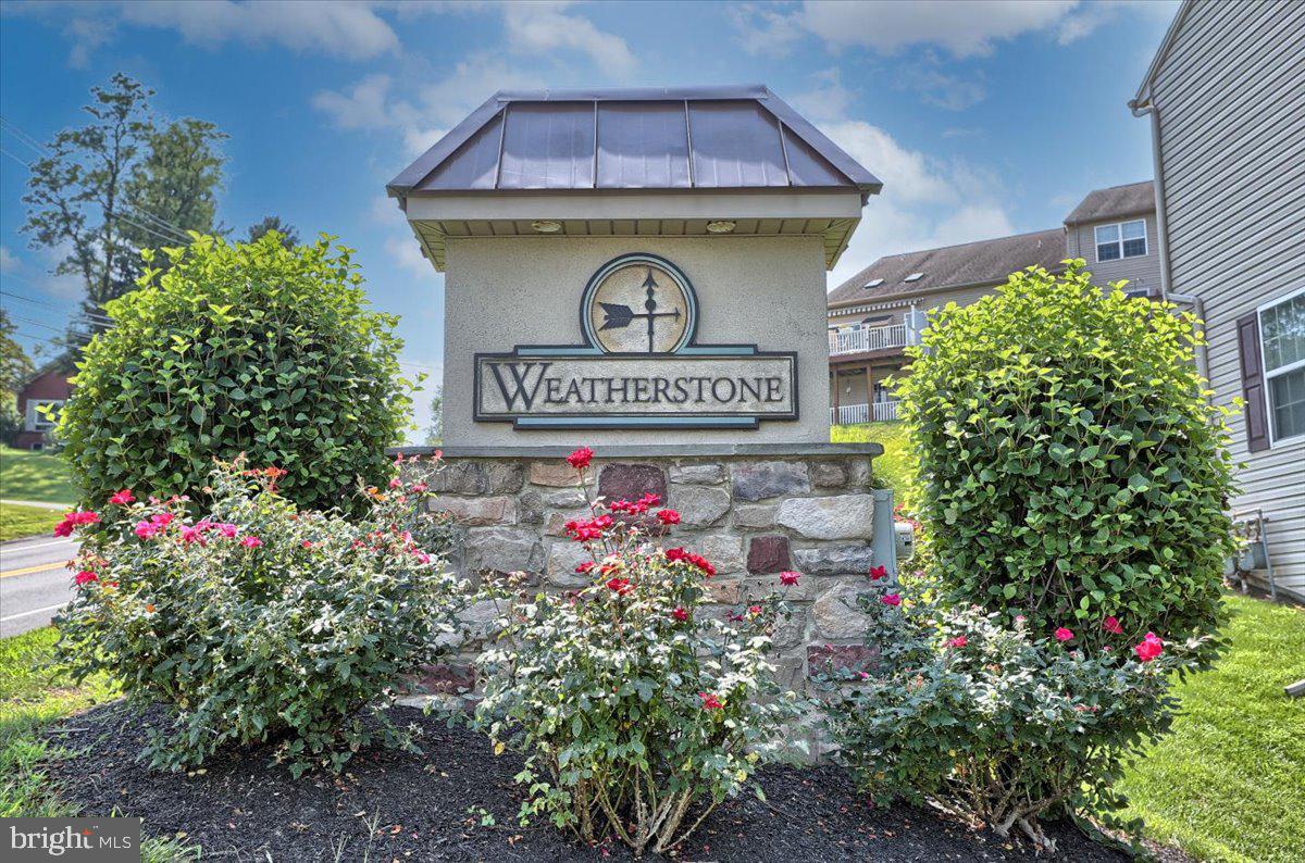 WEATHERSTONE - Residential