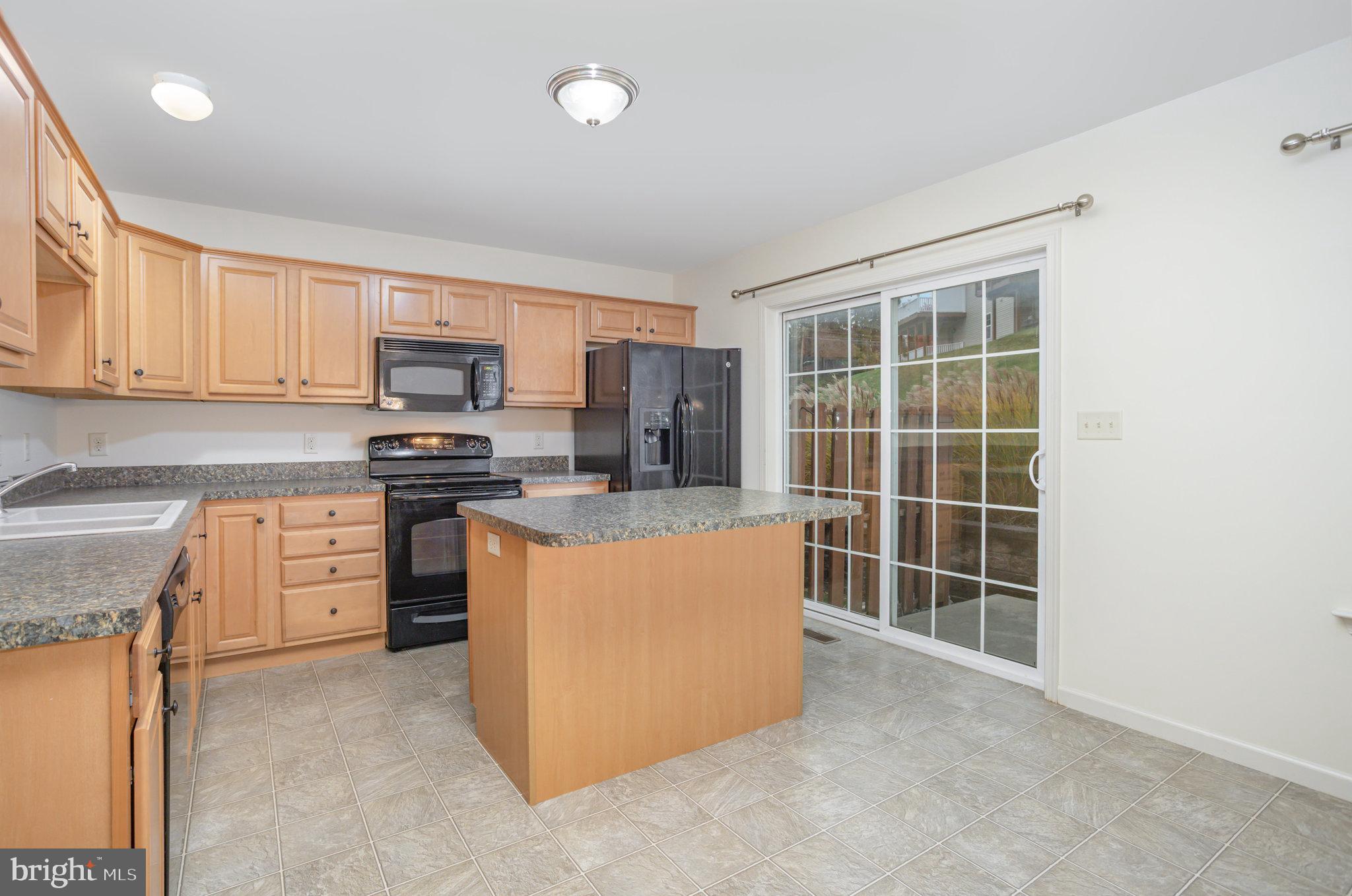 WEATHERSTONE - Residential