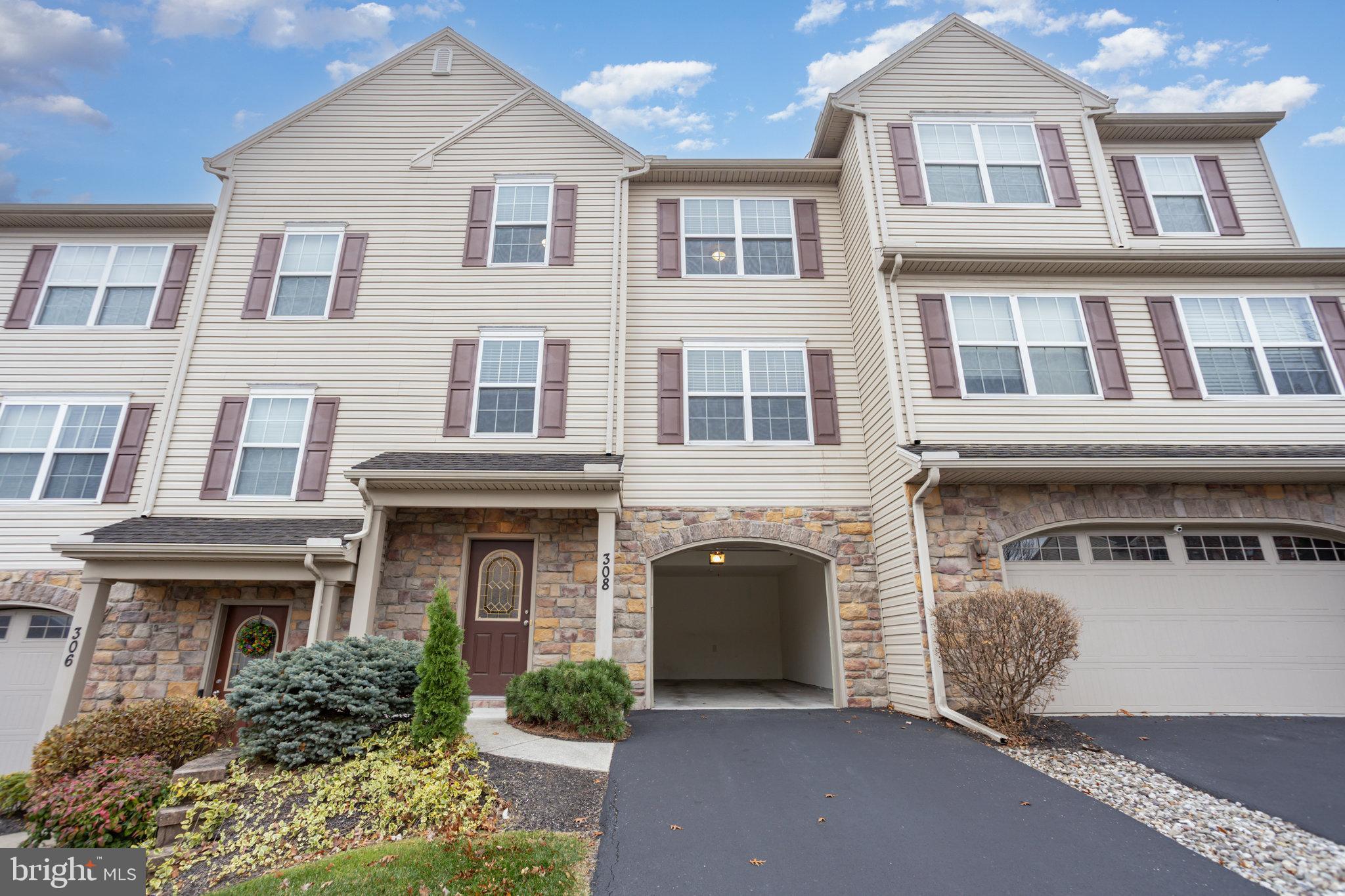 WEATHERSTONE - Residential