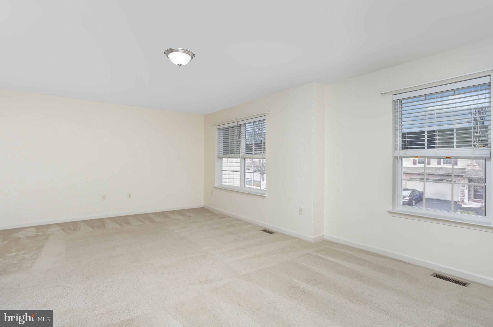 WEATHERSTONE - Residential