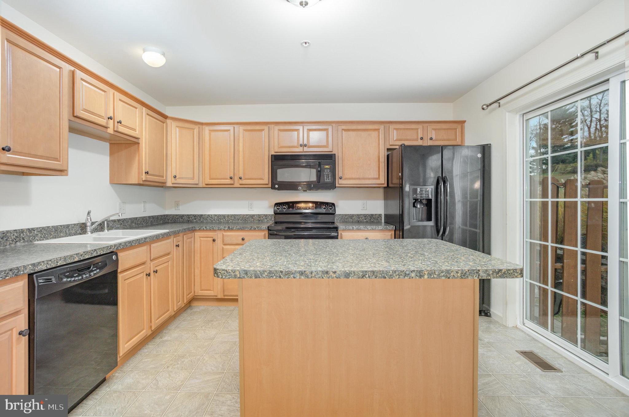 WEATHERSTONE - Residential