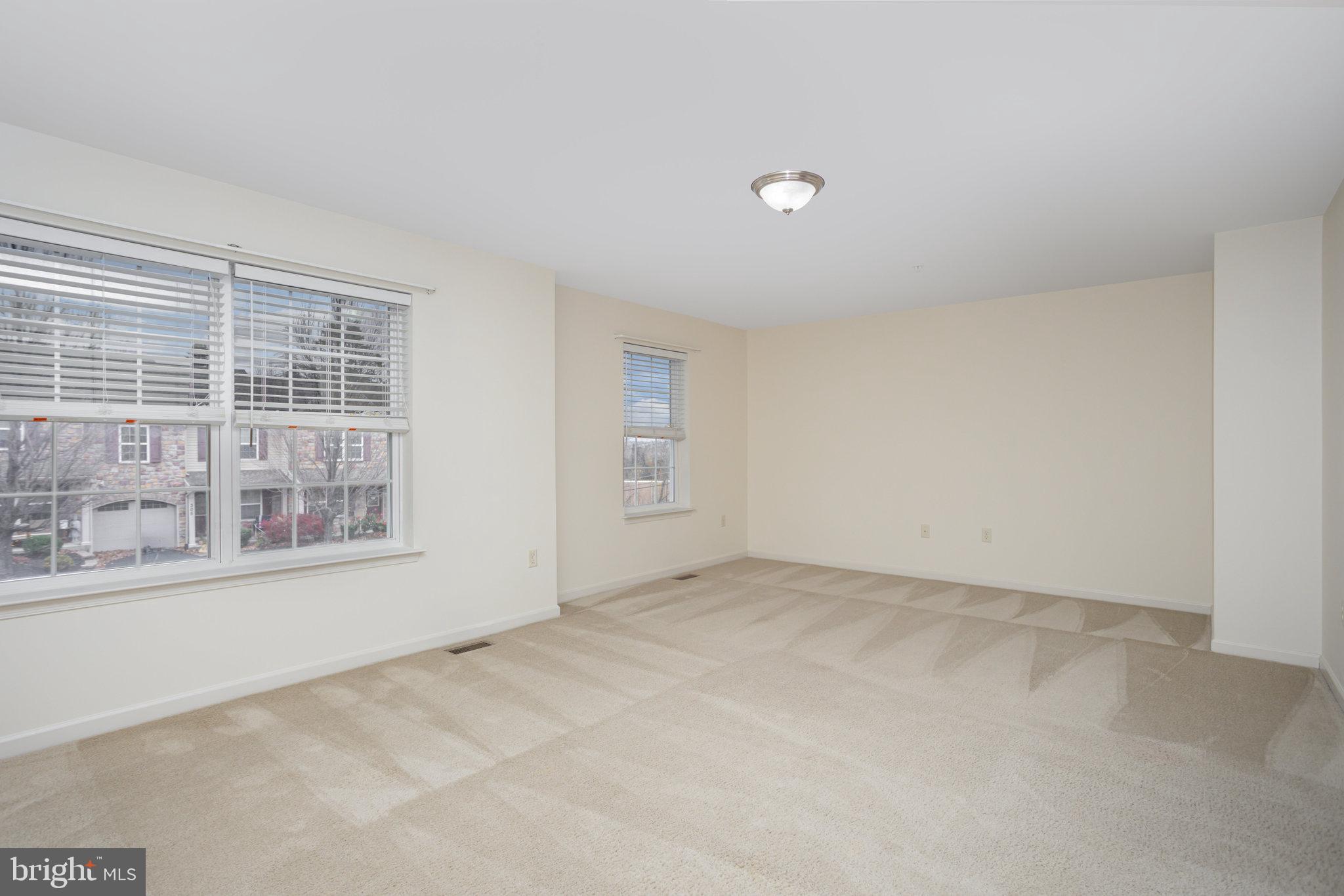 WEATHERSTONE - Residential